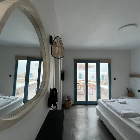 Thronos Apartment Ano Mera