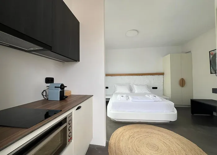 Thronos Apartamento *