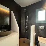 Thronos Apartment *