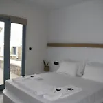 Apartment Thronos *