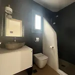 Thronos Apartment Ano Mera