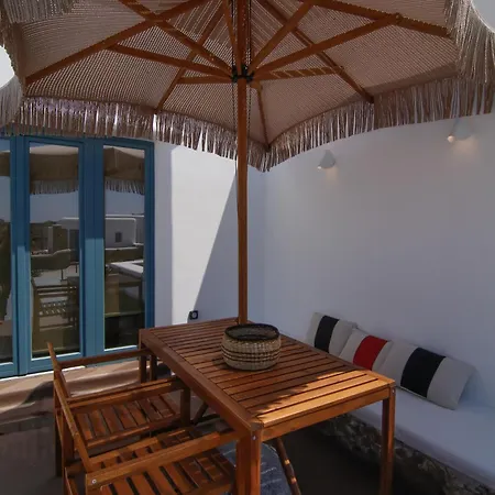 Thronos Apartamento