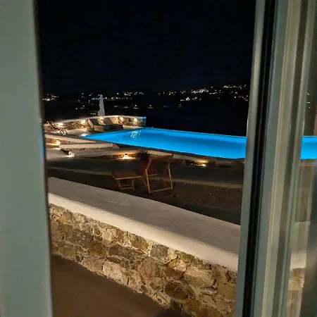 Thronos Apartment Ano Mera